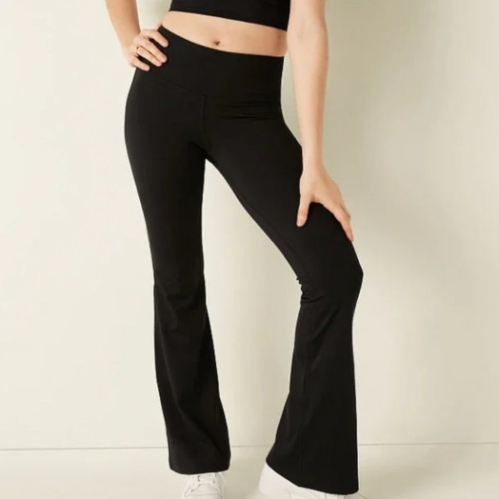Victoria's Secret PINK Ultimate Black Flare Leggings S